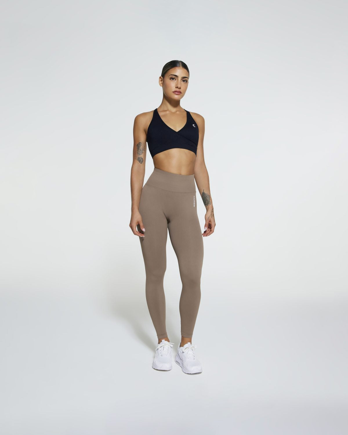 V top noir - CALVAGNI